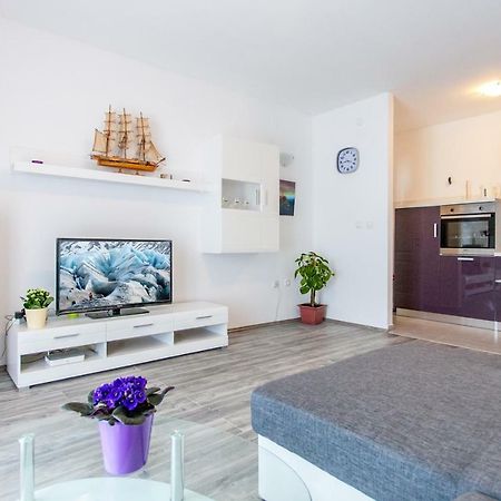Apartman Miami Подстрана Номер фото